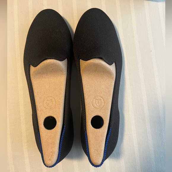 Rothy’s loafer. Women’s size 5. - Picture 3 of 5